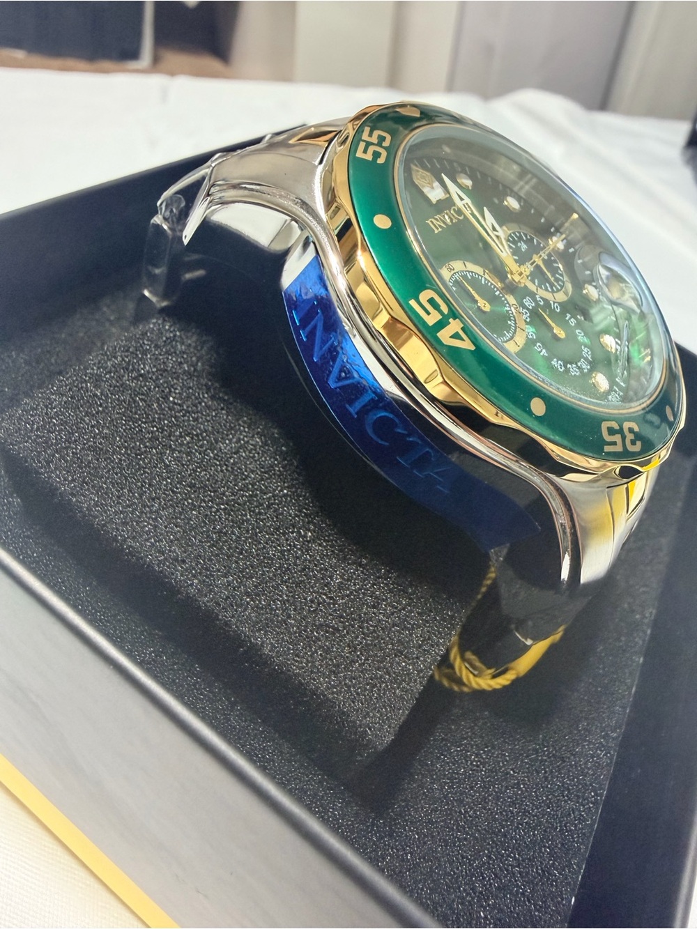 Invicta Pro Diver Scuba Green Dial Two-Tone Chronograph Watch - Picture 3 of 8